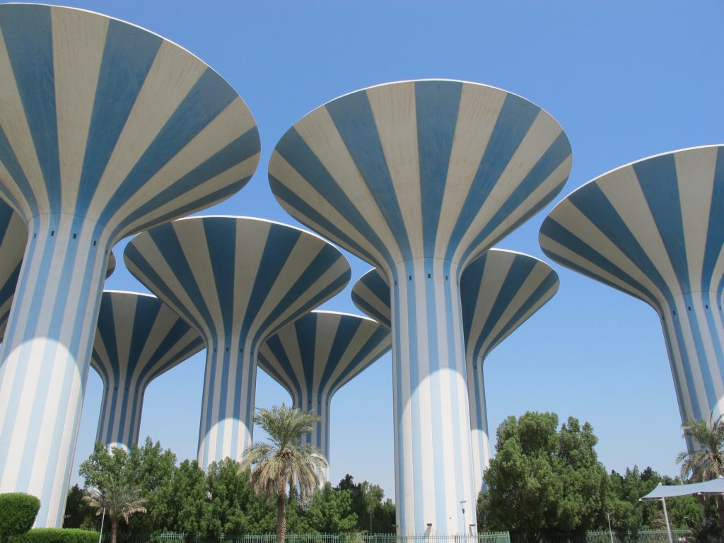 Водонапорные башни Эль-Кувейта